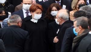 Eski Bakan Somuncuoğlu için Meclis'te cenaze töreni düzenlendi