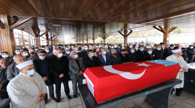 Eski Bakan Somuncuoğlu memleketi Aksaray'da son yolculuğuna uğurlandı