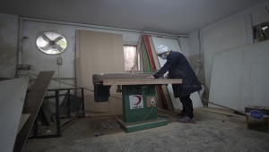 Gazze'de Türk Kızılayın finanse ettiği merkezde eğitilen gençler geleceğe güvenle hazırlanıyor