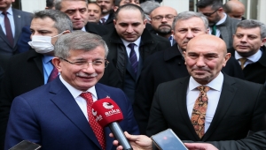 Gelecek Partisi Genel Başkanı Davutoğlu, İzmir'de STK ve esnaf temsilcileriyle buluştu