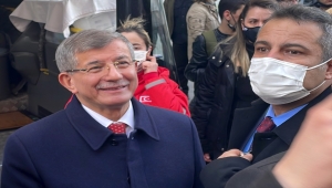 Gelecek Partisi Genel Başkanı Davutoğlu, İzmir'de ziyaretlerde bulundu 