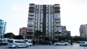 İzmir'de haber alınamayan çift, evlerinde ölü bulundu