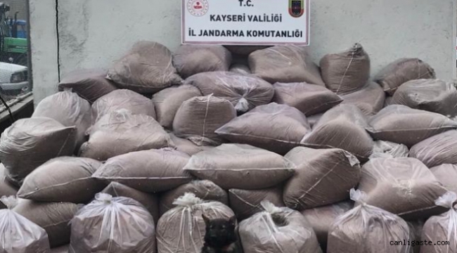 Kayseri'de 3 ton 450 Kiloluk kaçak tütün operasyonu