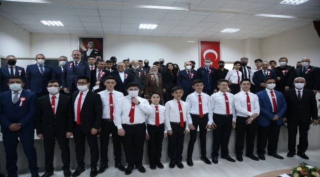 Kayseri'de İstiklal Marşı'nın Kabulü ve Mehmet Akif Ersoy'u Anma Günü etkinliği yapıldı