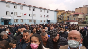 Kocaeli'de velinin darbettiği öğretmen suç duyurusunda bulundu