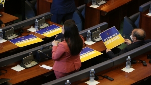 Kosova Meclisi "Rus saldırganlığına karşı Ukrayna'ya destek" kararını onayladı