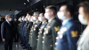 Milli Savunma Bakanı Akar, NATO Karargahı'na geldi