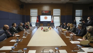 Milli Savunma Komisyonu Başkanı Aydın, Romanya Devlet Sekreteri Cojacaru'yu kabul etti: