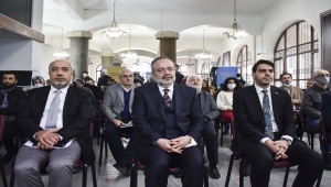 "Müslüman Dünyada Çağdaş Düşünce" serisinin ikinci 4 cilt tanıtım toplantısı yapıldı