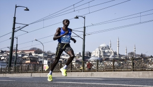 N Kolay 17. İstanbul Yarı Maratonu ödül töreni yapıldı
