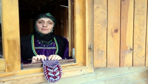 Rize'nin coğrafi işaret tescilli "Hemşin çorabı" yurt dışında da alıcı buluyor