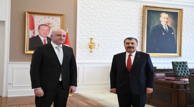 Sağlık Bakanı Koca, Gürcistanlı mevkidaşı Azarashvili ile görüştü