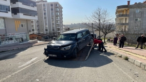 Samsun'da öğrenci servisi ile otomobil çarpıştı, 8'i öğrenci 12 kişi yaralandı