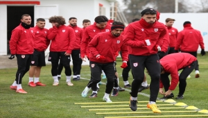 Samsunspor, Büyükşehir Belediye Erzurumspor karşısında 3 puan hedefliyor