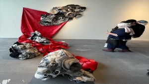 "Sonsuz Enerji, Mitokondriyal Havva" sergisi sanatseverlerle buluştu