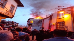 Tarsus'ta evde çıkan yangın söndürüldü