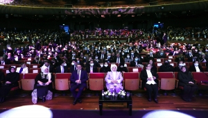 "Türkiye'ye Enerji Veren Kadınlar" ödüllerini aldı