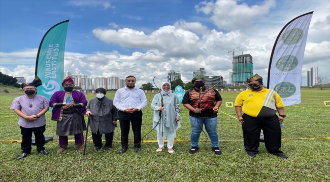 Yunus Emre Enstitüsü Malezya'da okçuluk yarışması düzenledi