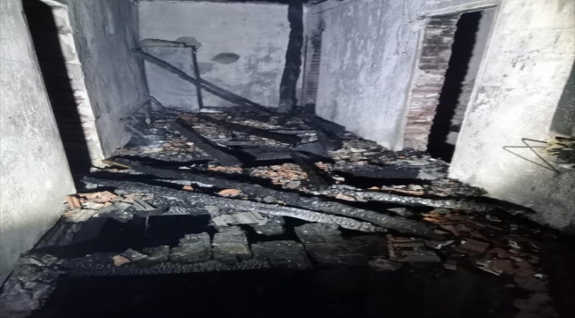 Zonguldak'taki ev yangınında yaralanan itfaiye grup amirinin annesi hayatını kaybetti