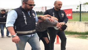 Adana'da 2 polisi tüfekle yaralayan zanlı ile babası tutuklandı