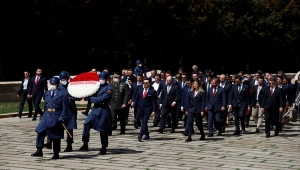 Anadolu Ajansı, 102'nci yaşında Ata'nın huzurunda