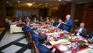 Azerbaycan'daki Türk kurum ve kuruluşların temsilcileri iftarda buluştu