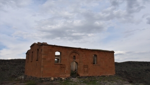 Bagratlıların Orta Çağ'daki yerleşim yeri Kilittaşı köyü ziyaretçilerin bekliyor