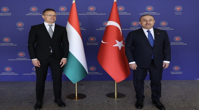 Bakan Çavuşoğlu, Macar mevkidaşı Szijjarto ile ortak basın toplantısında konuştu: