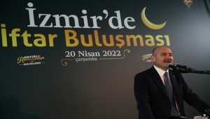 Bakanlar Soylu ve Kurum, İzmir'de iftara katıldı (1)