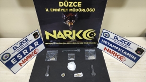Düzce'de uyuşturucu operasyonunda yakalanan 4 şüpheliden 2'si tutuklandı