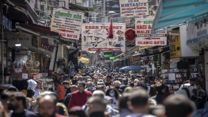 Eminönü'nde bayram alışverişi hareketliliği başladı