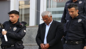 GÜNCELLEME - Adana'da 2 askerin şehit olduğu kazayla ilgili otomobil sürücüsü tutuklandı 