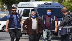 GÜNCELLEME - Antalya'da komşusunu bıçakla öldüren kişi tutuklandı