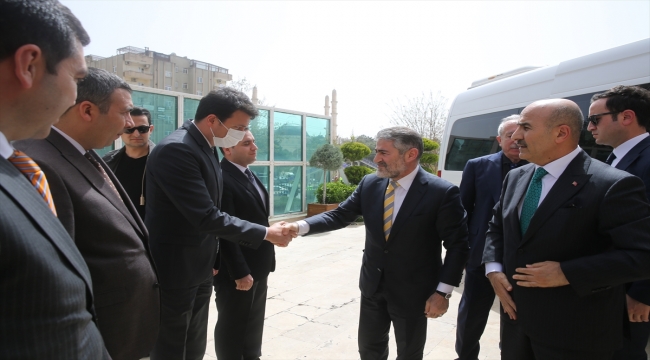 Hazine ve Maliye Bakanı Nureddin Nebati, Mardin Valiliğini ziyaret etti