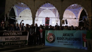 İsrail'in Mescid-i Aksa baskını Antalya'da protesto edildi