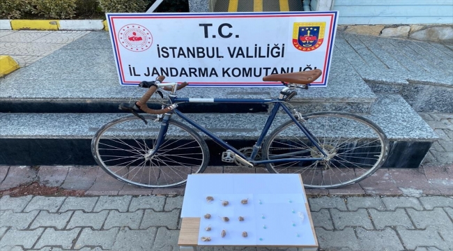 İstanbul'da bisikletiyle uyuşturucu satan yabancı uyruklu kişi yakalandı