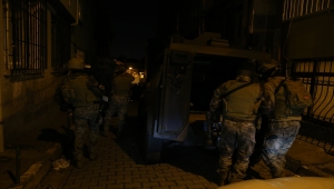 İstanbul'da eş zamanlı uyuşturucu operasyonu düzenlendi