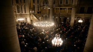 İstanbul'da ramazanın son teravih namazı kılındı 
