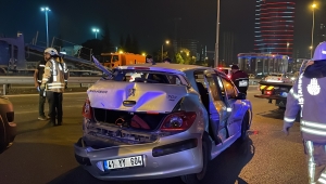 İstanbul'daki trafik kazasında iki kişi yaralandı 