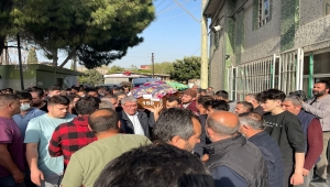 İzmir'de trafik kazasında ölen 16 yaşındaki kızın cenazesi toprağa verildi