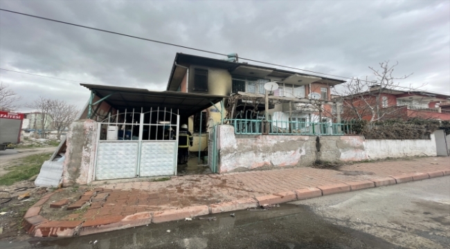 Kayseri'de bir evde çıkan yangın hasara neden oldu