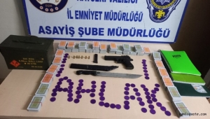 Kayseri'de kumar operasyonunda 29 kişiye 41 Bin 387 lira ceza kesildi