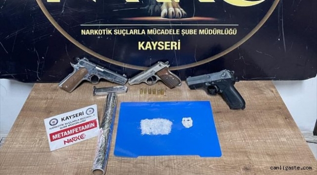 Kayseri Talas'ta uyuşturucu operasyonu: 2 gözaltı