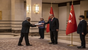 Küba'nın Ankara Büyükelçisi Palacios, Cumhurbaşkanı Erdoğan'a güven mektubu sundu