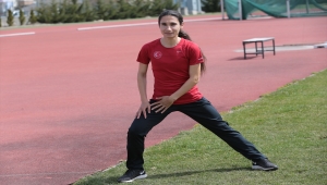 Milli atlet Esma Aydemir, Akdeniz Oyunları'nda madalya peşinde: