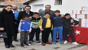 TDV ve DİTİB, Sırbistan'da ihtiyaç sahiplerine ramazan kumanyası ulaştırdı