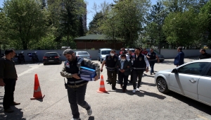 Tokat'ta kamuda iş bulma vaadiyle dolandırıcılık yapan 4 kişi yakalandı