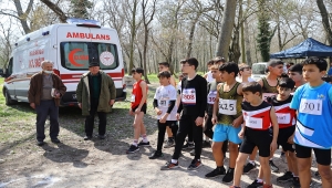 Türk atletizminin efsanesi İsmail Akçay'dan gençlere "spora yönelin" tavsiyesi