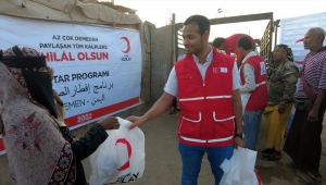 Türk Kızılayından Yemen'de 750 sığınmacıya iftar 