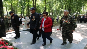 Ukrayna'daki Çernobil felaketinin kurbanları Kırgızistan'da anıldı